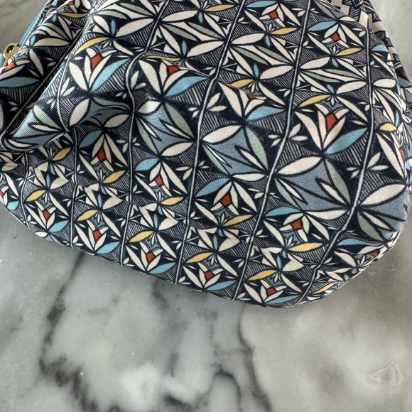 Tory Burch Cosmetic Case - Picture 5 of 5